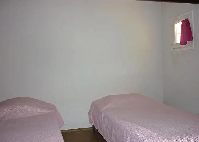 Le Centaure By Interhome آجد