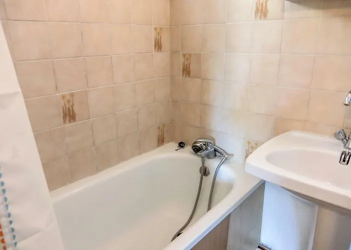 Le Centaure By Interhome شقة آجد